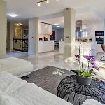 Carmen Villa Marbellac