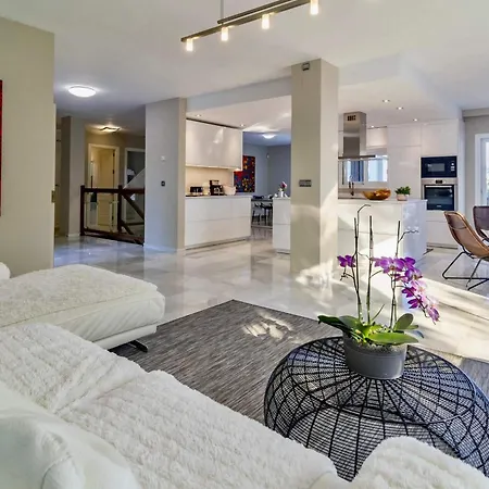 Carmen, With Private Pool Villa